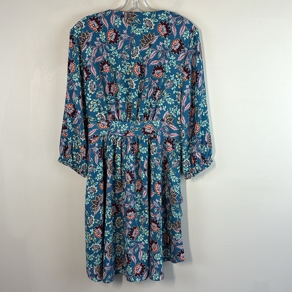 Torrid Floral Blue Georgette Wrap Tunic Blouse Size 0 - Picture 10 of 16